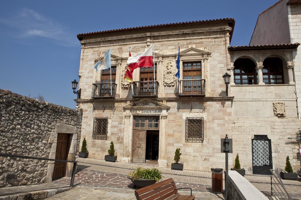 Condenan a San Vicente a abonar 6.000 euros de complementos salariales a un policía en prácticas