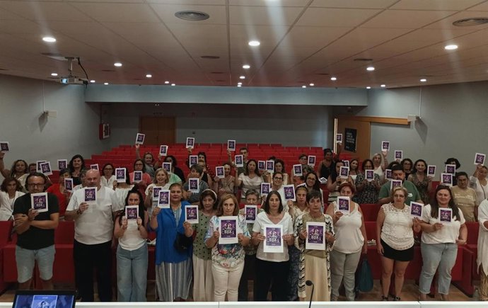 CC.OO Hábitat junto a trabajadoras del Servizo de Axuda no Fogar (SAF)