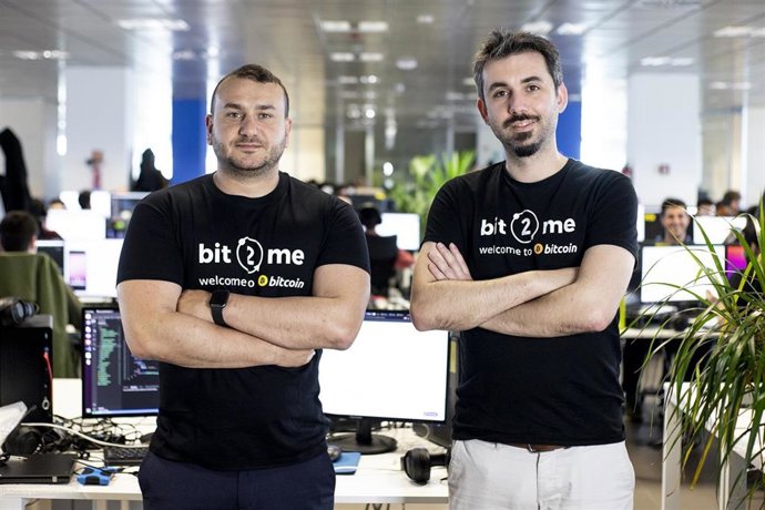 Archivo - Los cofundadores de Bit2Me, Andrei Manuel y Leif Ferreira