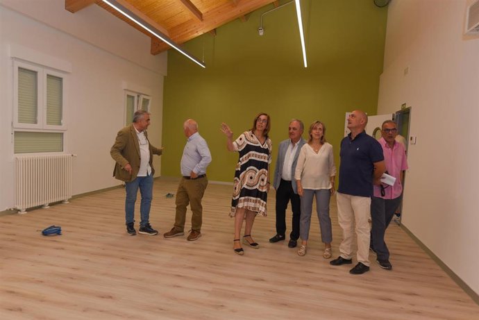 Visita a las obras finalizadas del complejo 'Dacio Crespo'.