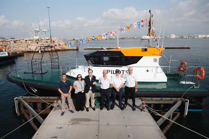 Port de Tarragona incorpora una lancha para mejorar la seguridad de sus operaciones
