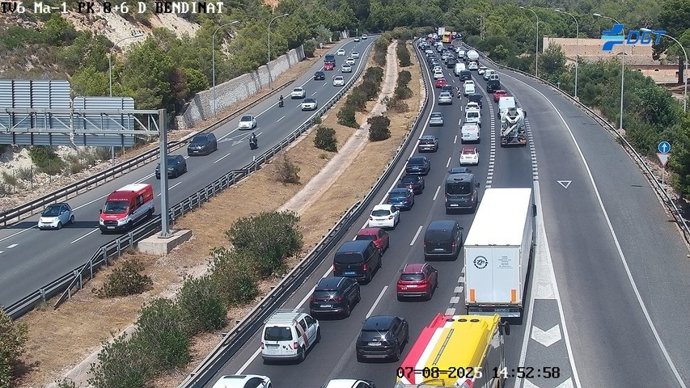 Retenciones en la Ma-13 en sentido Palma.