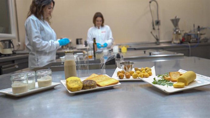 Trabajadoras de Ainia