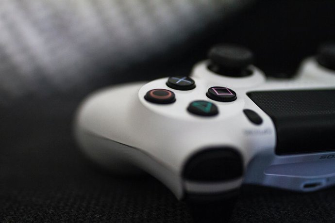 Archivo - Arquivo - Um controle do PlayStation 4