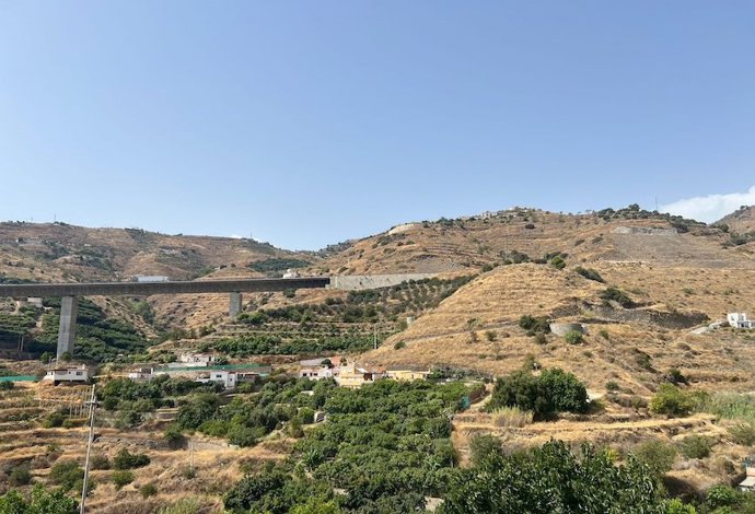 Imagen de la zona de la Loma del Gato y Las Golondrinas en Almuñécar (Granada).