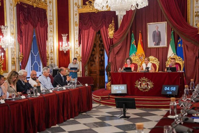 Pleno de la Diputación en una imagen de archivo.