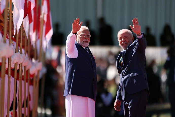 08 de julho de 2025, Brasil, Brasília: O presidente do Brasil, Luiz Inácio Lula da Silva (à direita), recebe o primeiro-ministro da Índia, Narendra Modi, no Palácio da Alvorada. Foto: Marcelo Camargo/Agência Brasil/dpa - ATENÇÃO: uso editorial apenas e so
