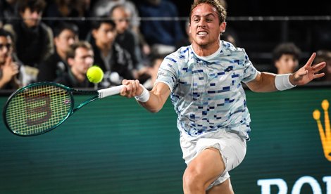 Tenis