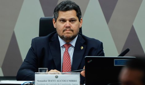 Política