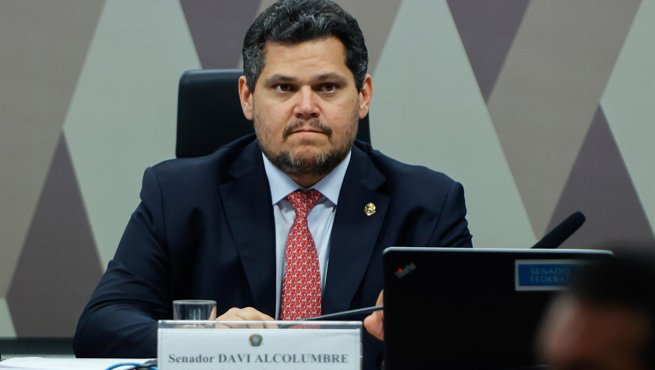 Política