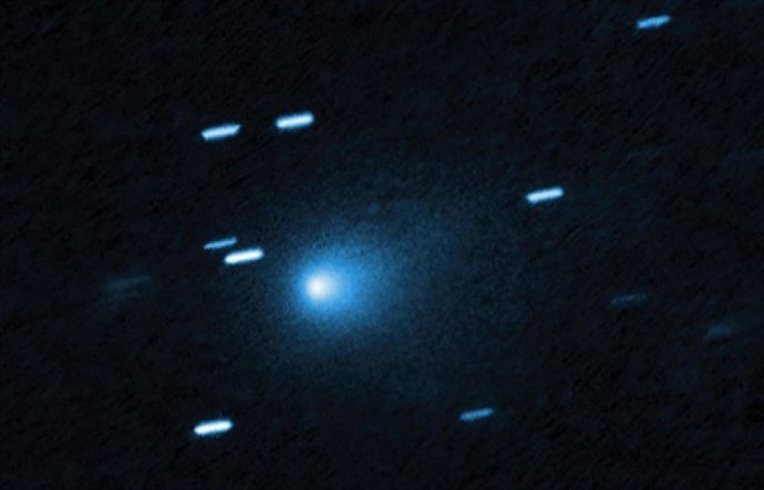 O Hubble capturou essa imagem do cometa interestelar 3I/ATLAS em 21 de julho de 2025, quando ele estava a 445 milhões de quilômetros da Terra.
