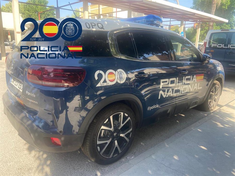 Vehículo de la Policía Nacional.
