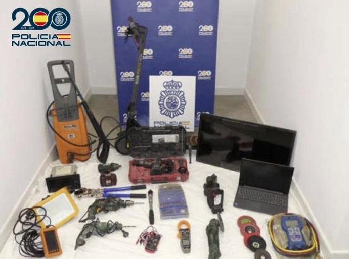 La Policía Nacional desarticula un activo grupo criminal dedicado al tráfico de drogas y desmantela seis puntos de venta de sustancias estupefacientes en Puertollano.