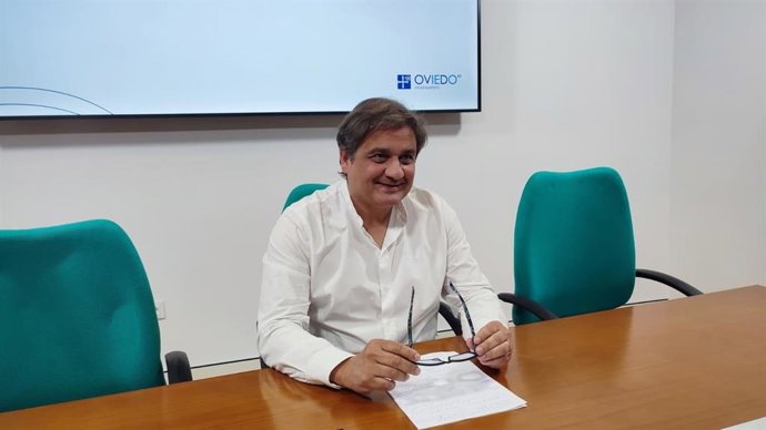 El concejal de IU-Convocatoria por Oviedo, Alejandro Suárez.