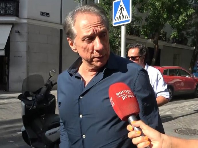 Alejandro Rubio celebra la felicidad de Alejandra Rubio y Carlo Costanzia