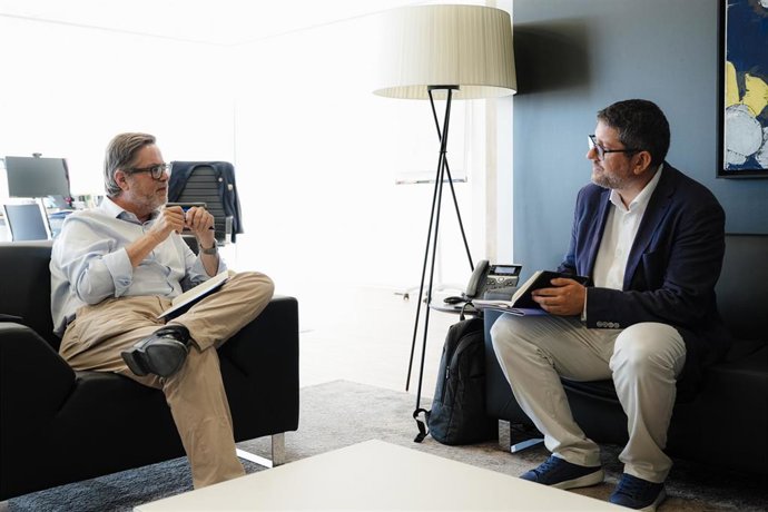 El presidente del Port de Tarragona, Santiago Castellà, y el gerente territorial Catalunya Sud de Eurecat, Ignasi Papell.