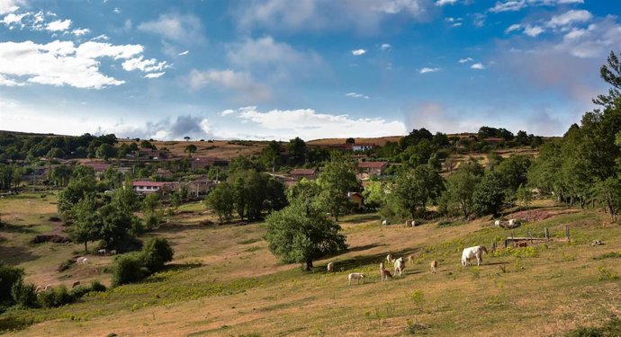 Archivo - Panorámica de Valderredible.-ARCHIVO