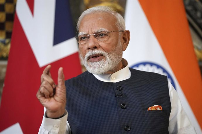 24 July 2025, United Kingdom, Buckinghamshire: Indian Prime Minister Narendra Modi holds a press conference with British Prime Minister Keir Starmer (not pictured) after signing a free trade agreement Chequers, the country house of the serving Prime Minis