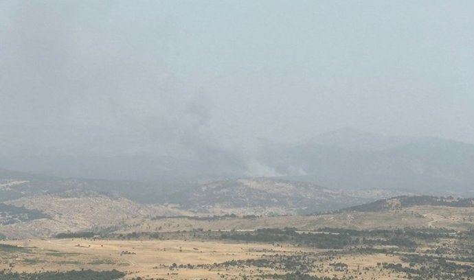 Imagen del incendio tomada desde el helicóptero de la Brigada de Puerto El Pico.