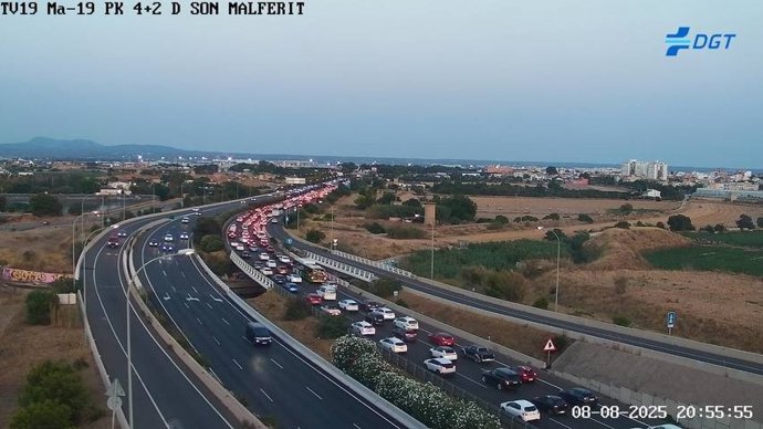 Retenciones en la autopista de Llevant a causa de un accidente