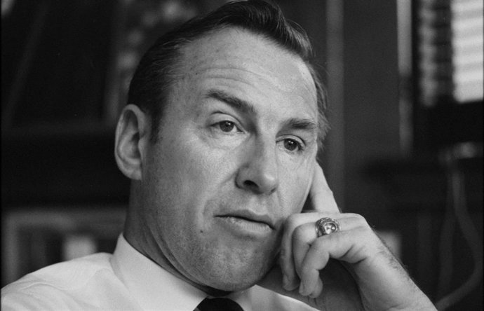 Archivo - Jim Lovell, astronauta estadounidense