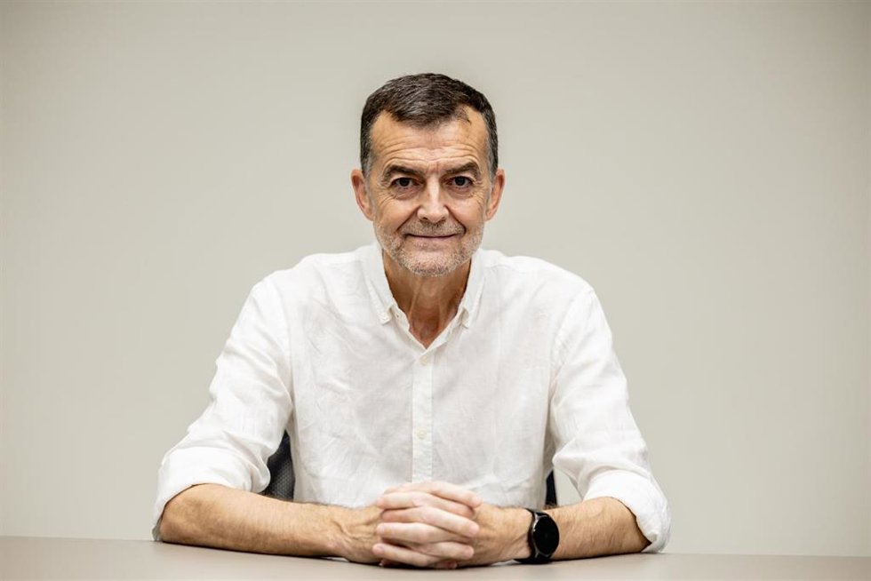 El coordinador federal de IU, Antonio Maíllo, durante una entrevista para Europa Press, a 7 de agosto de 2025, en Madrid (España).
