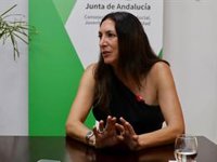 Andalucía no dará "marcha atrás" en su modelo de gestión de la dependencia y subraya la cifra "récord" de atendidos