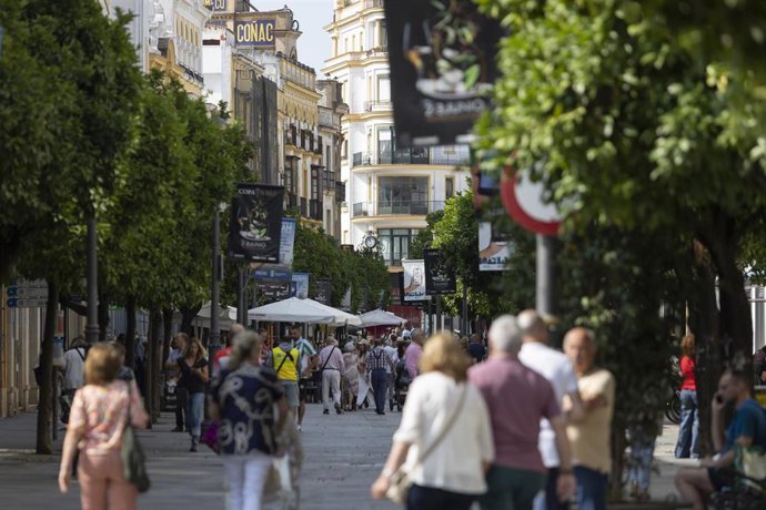 Archivo - Una calle de Jerez de la Frontera (Cádiz).