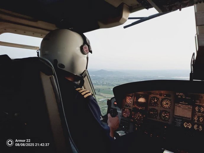 El helicóptero rescata a dos menores con esguinces de rodilla y tobillo en el Monte Buciero