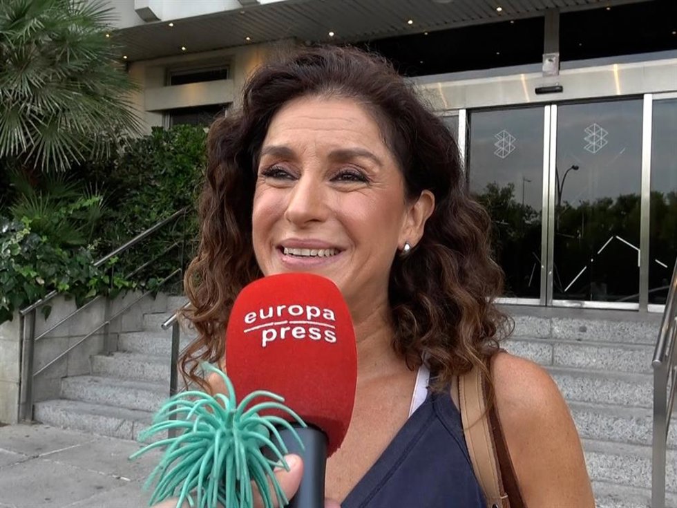La hija de Manolo Escobar aclara la relación entre su padre e Isabel Pantoja con una entrañable anécdota