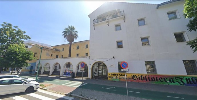 Fachada del Centro Cívico del Hogar de San Fernando.