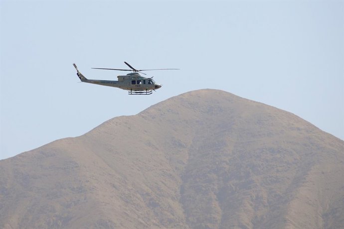 Archivo - SAN JOSE, 14 de outubro de 2010 Mineiros resgatados são transportados por um helicóptero para o Hospital Regional Mina San Jose em San Jose Del Carmen Copiapo, Chile, em 13 de outubro de 2010. Dezesseis dos 33 mineiros presos na mina desmoronada
