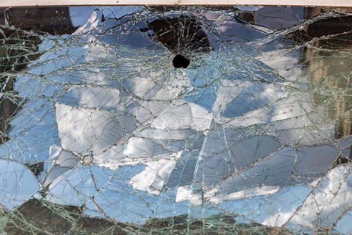 Archivo - July 4, 2025, Kyiv, Ukraine: Buildings in Kyiv are seen severely damaged after an air strike. Debris and shattered windows reflect the impact of ongoing conflict in the area, highlighting the destruction faced by civilians. On the night of July 