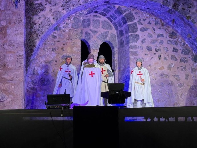 Frías (Burgos) consolida su fin de semana medieval, que celebra su XXIII edición con éxito de público y actividades