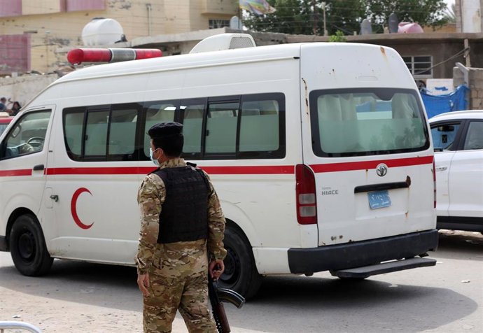 Archivo - Imagen de archivo de una ambulancia en Irak
