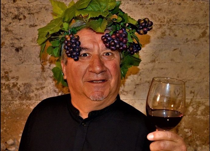 Domingo Alfaro en una imagen promocional de su última obra 'Ayyyy, vino divino!'.