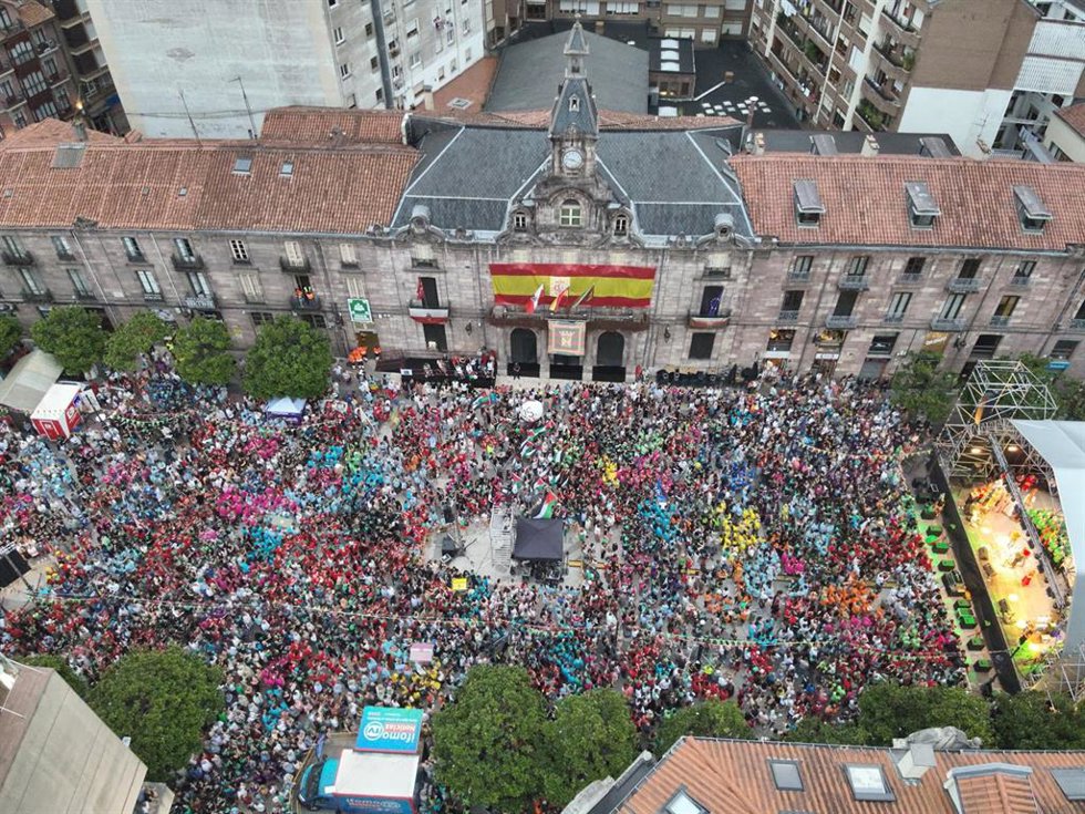 Chupinazo fiestas Torrelavega