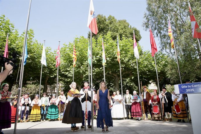 Acto Día de Cantabria en Cabezón de la Sal