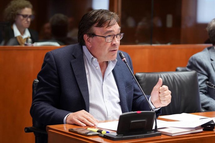 Archivo - El portavoz de Aragón-Teruel Existe, Tomás Guitarte.