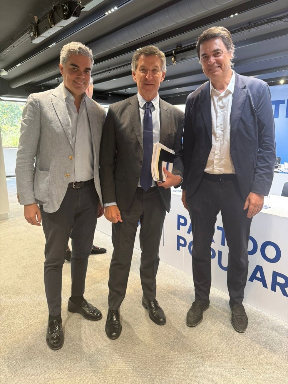 El senador, Vicente Azpitarte, y el diputado Carlos Rojas.