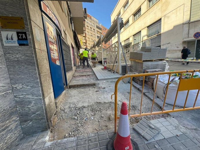 Imagen de obreros trabajando.