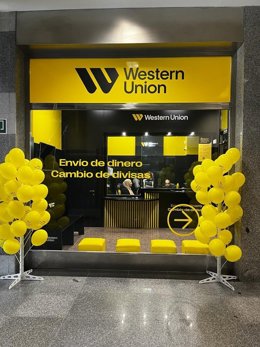 Archivo - Establecimiento de Western Union