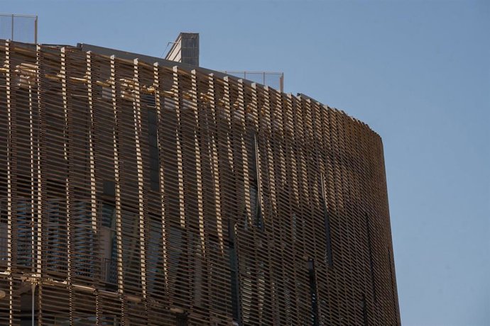 Archivo - Fachada del edificio del Parque de Recerca Biomédica de Barcelona (PRBB), a 11 de julio de 2024, en Barcelona, Catalunya (España). 
