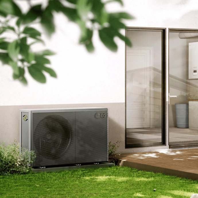 Aerotermia LG instalada por el equipo de Grupo Aplus.