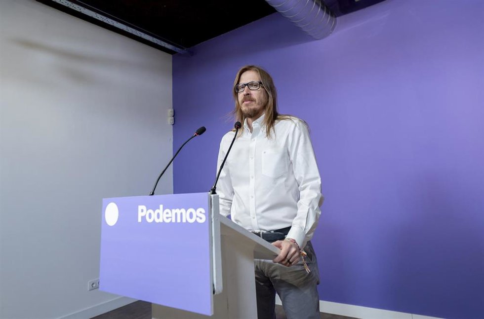 El secretario de Organización y portavoz de Podemos, Pablo Fernánde, a 29 de julio de 2025, en Madrid (España). 