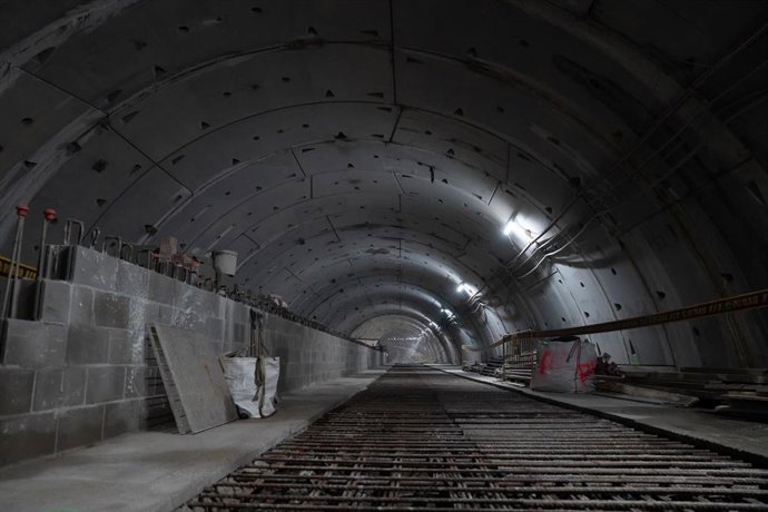 Archivo - Obras de la futura estación de Plaça de Maragall de la L9 del Metro, a 15 de mayo de 2025, en Barcelona, Catalunya (España)