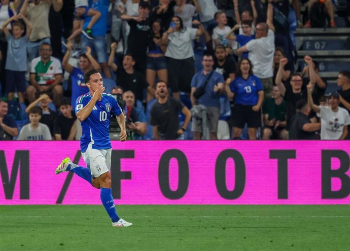 Archivo - El italiano Giacomo Raspadori celebra un gol con Italia durante un partido de clasificación a la Copa del Mundo contra Moldavia.