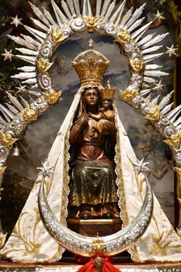 Imagen de la Virgen de la Cabeza tal y como procesionará  en el 798 aniversario de su Aparición