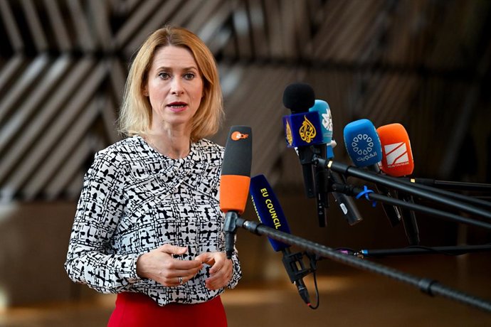 A Alta Representante da UE, Kaja Kallas, faz comentários antes da reunião dos ministros das Relações Exteriores da UE.