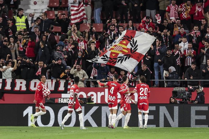 Archivo - El Girona, en un partido de la pasada temporada en Montilivi